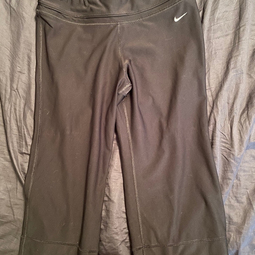 Black Nike Dri-Fit Active Capris